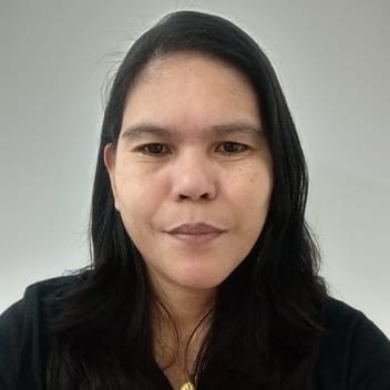 aimee, Filipino nanny, in the UAE