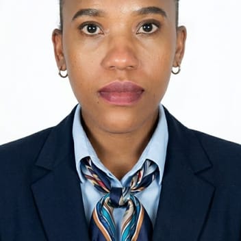 Mary, Kenyan nanny, in Qatar