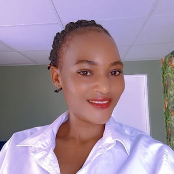 Namuzungu, Ugandan nanny, in Dubai