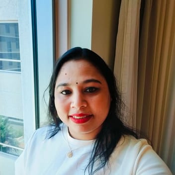 RESMI, Indian nanny, in Dubai