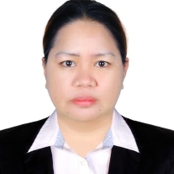 Vanessa , Filipino maid, in Dubai