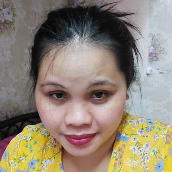 Vilma, Filipino nanny, in Abu Dhabi
