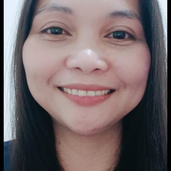 Renela , Filipino nanny, in Dubai