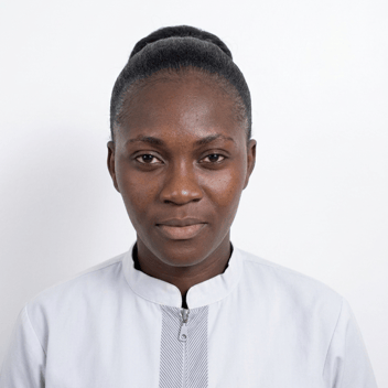 Alice kyerewaah , Ghanaian elder-care worker, in Dammam