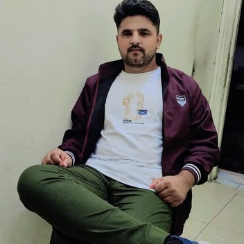 Muhammad, Pakistani driver, in Dubai