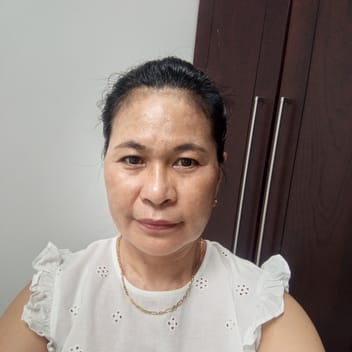 Myrla, Filipino maid, in Dubai