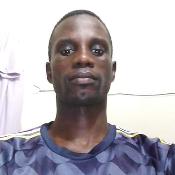 MAYANJA, Ugandan driver, in Jeddah