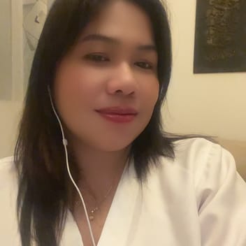 Sittie , Filipino elder-care worker, in Saudi Arabia