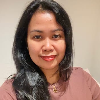 Rhodora, Filipino nanny, in Dubai