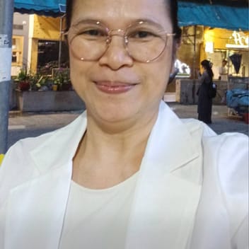 Lotlot , Filipino nanny, in Saudi Arabia