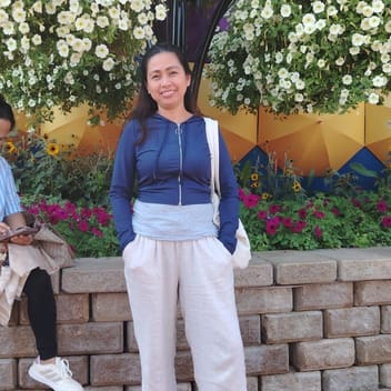 Rosalie , Filipino nanny, in Abu Dhabi