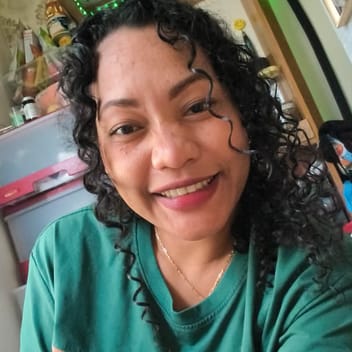 Jane , Filipino nanny, in Dubai
