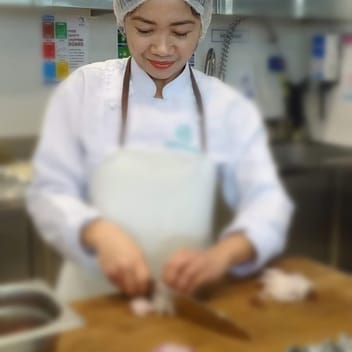 Mary, Filipino maid, in Dubai