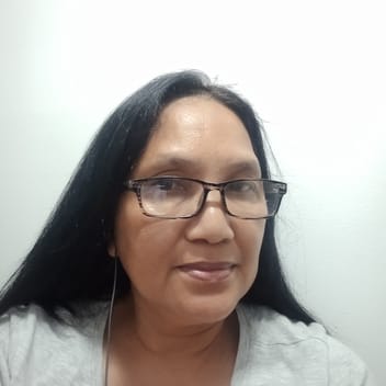 Philipina, Filipino nanny, in Dubai