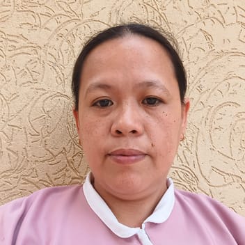 Asphine, Filipino maid, in Jeddah