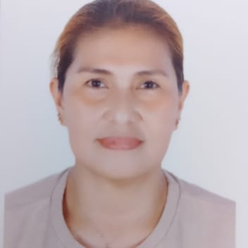 Jocelyn, Filipino maid, in Sharjah