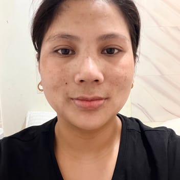 Maya , Nepalese nanny, in Dubai