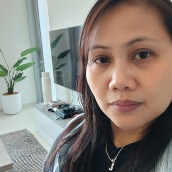 Jovie, Filipino maid, in the UAE
