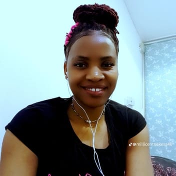 Qween milly, Kenyan nanny, in Madinah