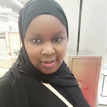Lucy , Kenyan nanny, in Riyadh