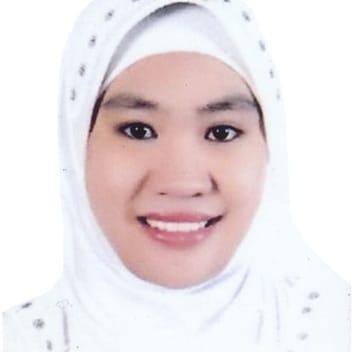 Ma. Bhernalou , Filipino elder-care worker, in Khobar