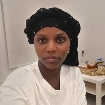 Conjestor , Kenyan nanny, in Riyadh