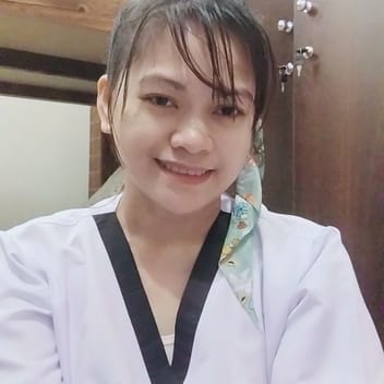 Haydee, Filipino nanny, in Riyadh