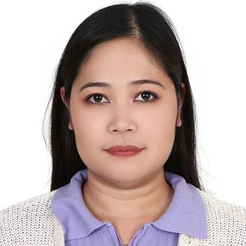 Maria Theresa, Filipino nanny, in Abu Dhabi