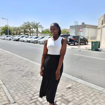 Dessy, Kenyan nanny, in Qatar