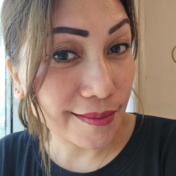 Mia, Filipino nanny, in Dubai