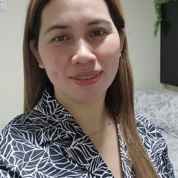 Virginia, Filipino maid, in Dubai