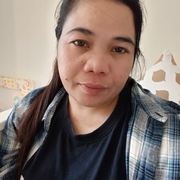 Benecar, Filipino nanny, in Dubai
