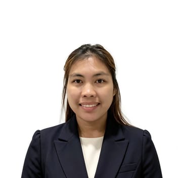 yoly, Filipino nanny, in Dubai