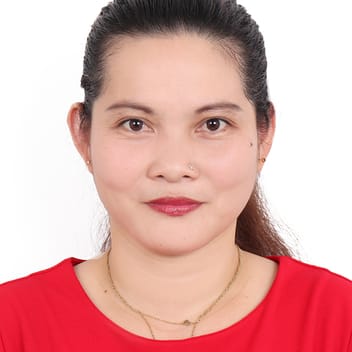Jimma, Filipino nanny, in Dubai
