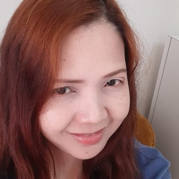 Mygin, Filipino elder-care worker, in Jeddah