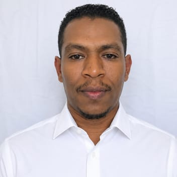 Elhadi , Sudanese driver, in Riyadh