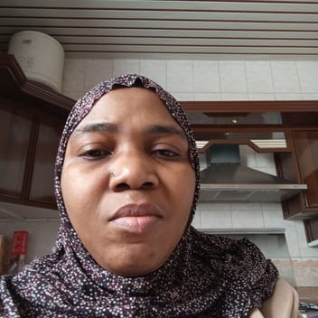 Zuena , Kenyan nanny, in Riyadh