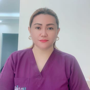 Babylyn , Filipino nanny, in Jeddah