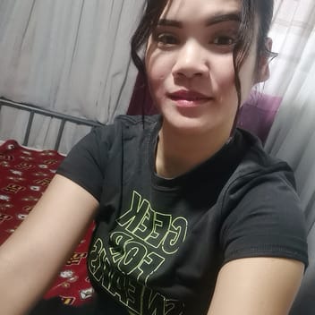 Manilyn , Filipino maid, in Dubai