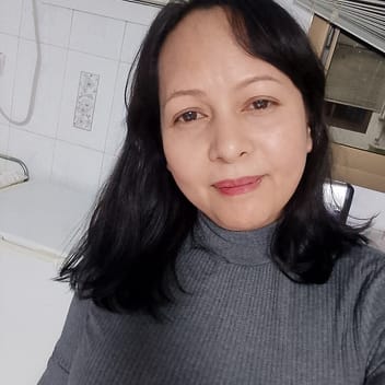 Sharon, Filipino maid, in Dubai