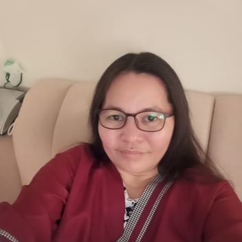 ELSIE BASE, Filipino nanny, in Qatar