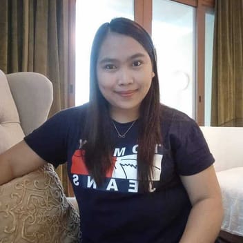 Viejane, Filipino nanny, in Dubai