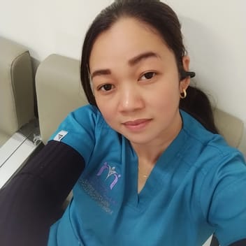 Conchita, Filipino nanny, in Dubai