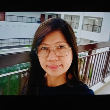 Rodelia, Filipino elder-care worker, in Abu Dhabi