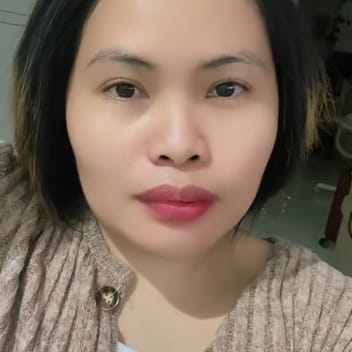Paodsiya, Filipino driver, in Dubai