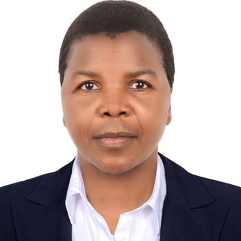 Tsitsi , Zimbabwean nanny, in Dubai