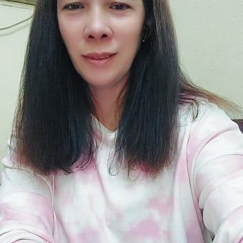 Neribeth , Filipino nanny, in Riyadh