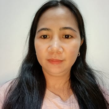 Mary, Filipino nanny, in Abu Dhabi