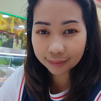 Neslie, Filipino nanny, in Dubai