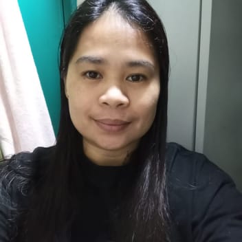 Glaiza, Filipino nanny, in Dubai